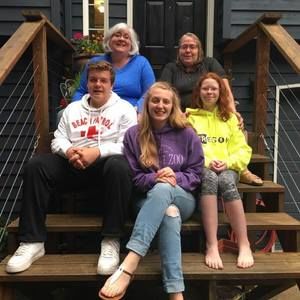 Meet your Posher, Katie